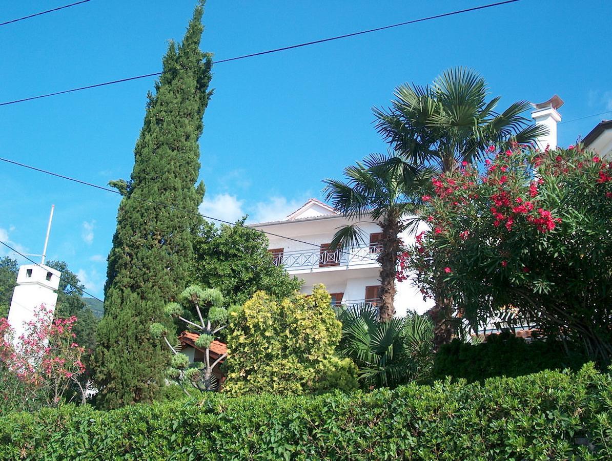 Apartment Lapov Ičići Exteriör bild
